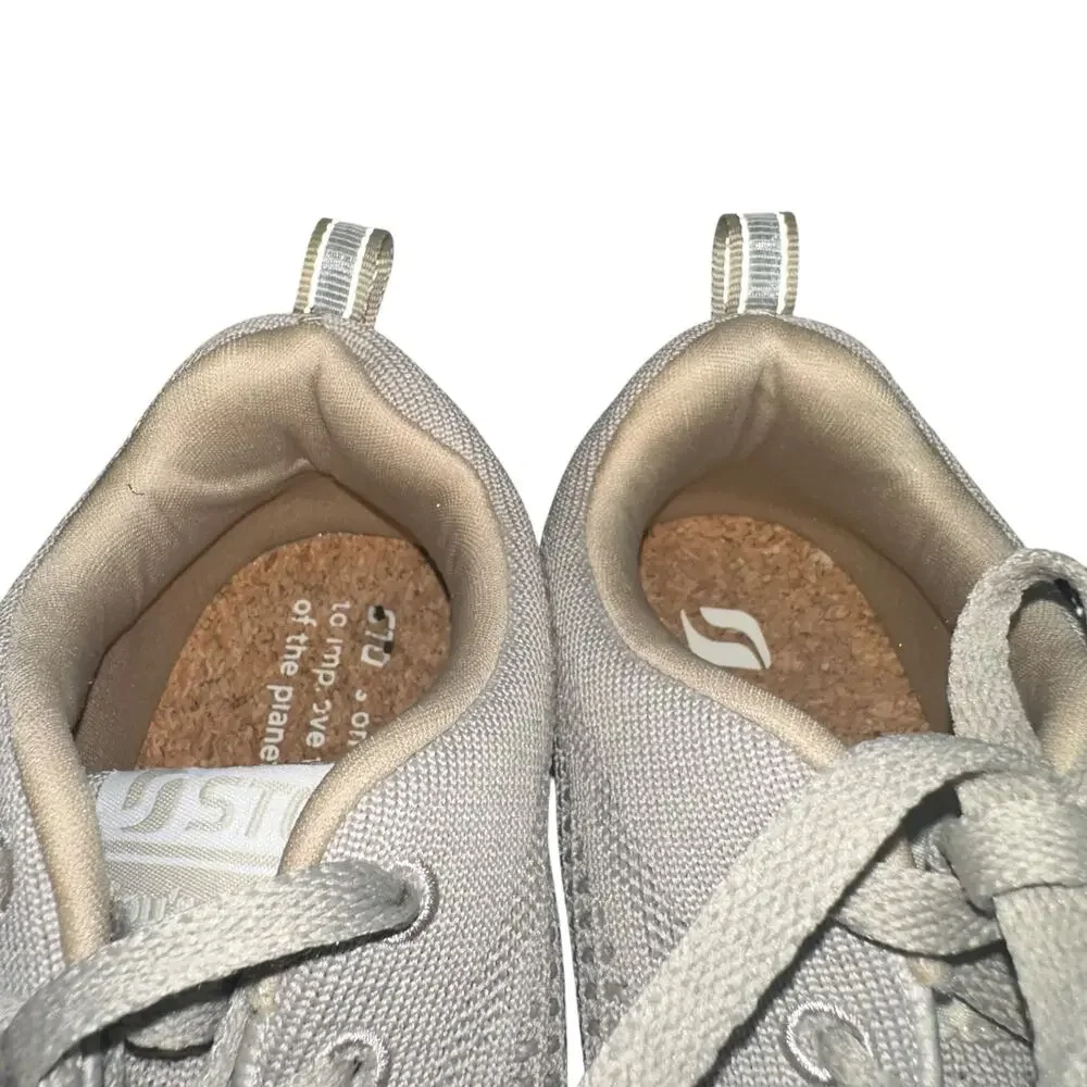 STQ Women’s Sneakers Size 8.5 Gray Knit Comfort Walking Shoes